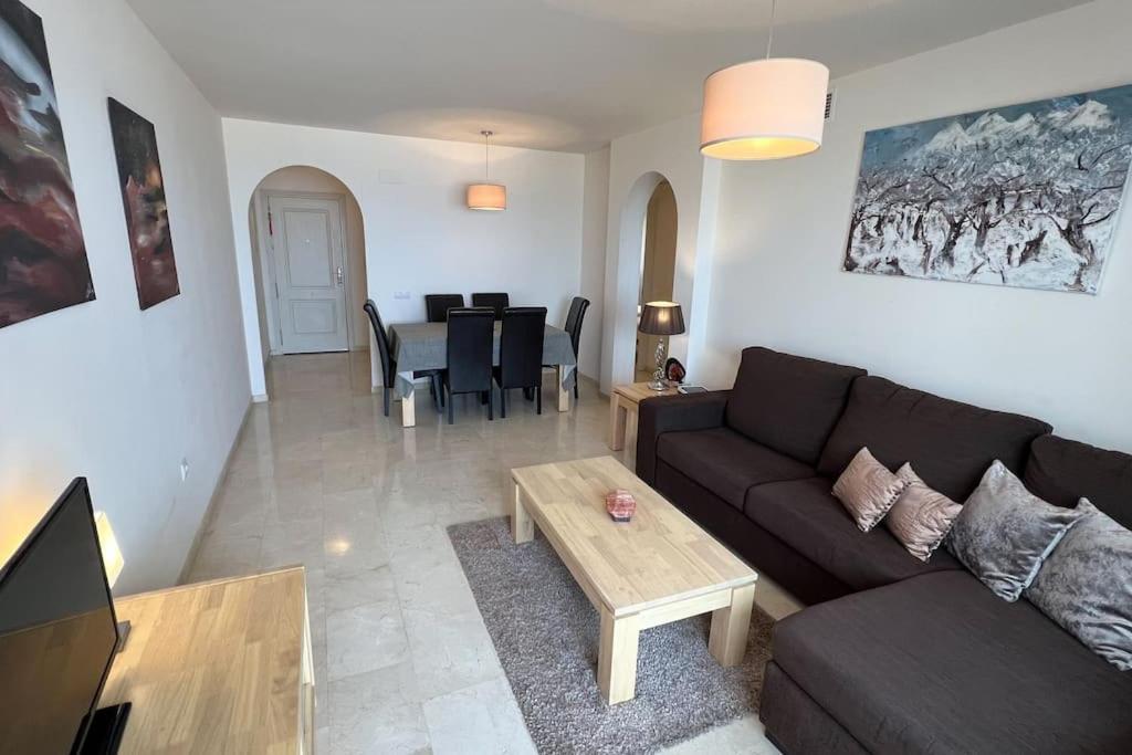 Apartamento Vistas Mar Y Montana Benalmádena Exterior foto