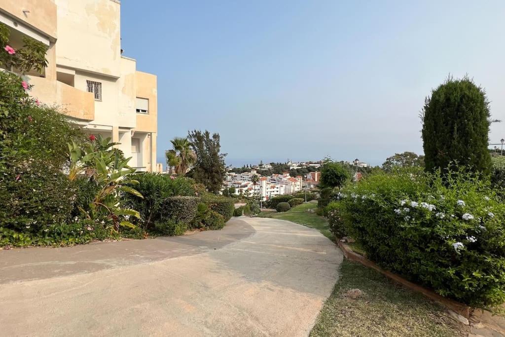 Apartamento Vistas Mar Y Montana Benalmádena Exterior foto